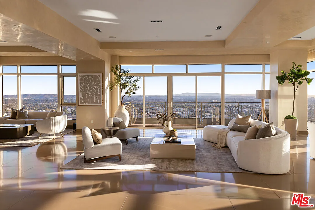 10800 Wilshire Blvd APT 2003, Los Angeles, CA 90024