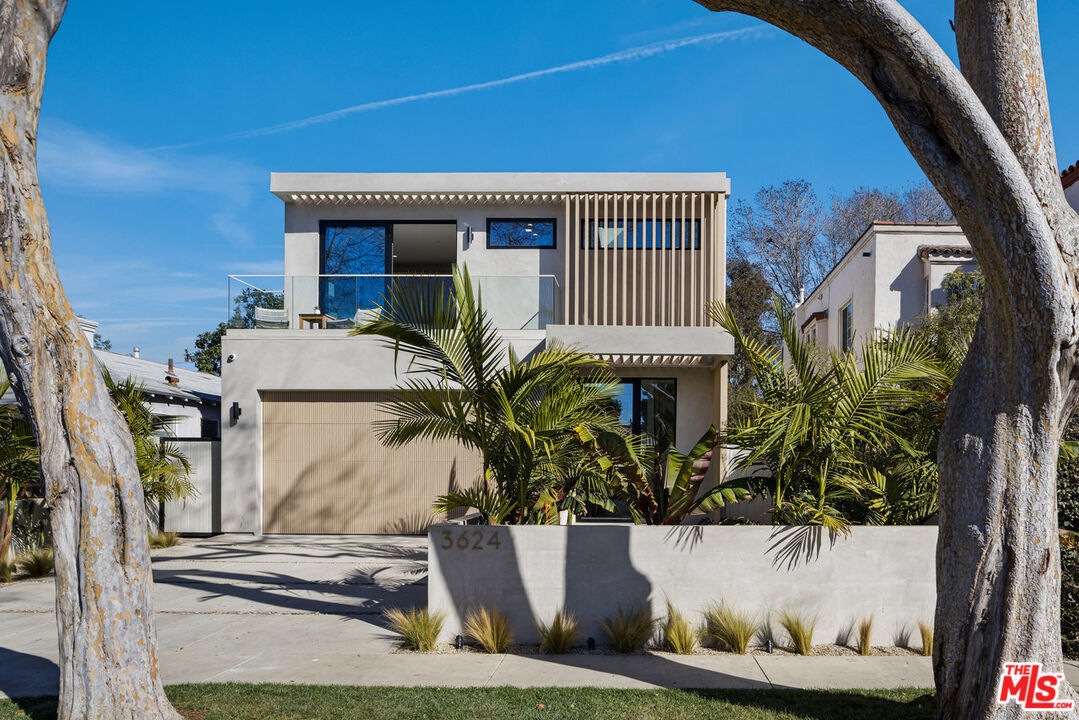 3624 Ashwood Ave, Mar Vista, Dena Luciano